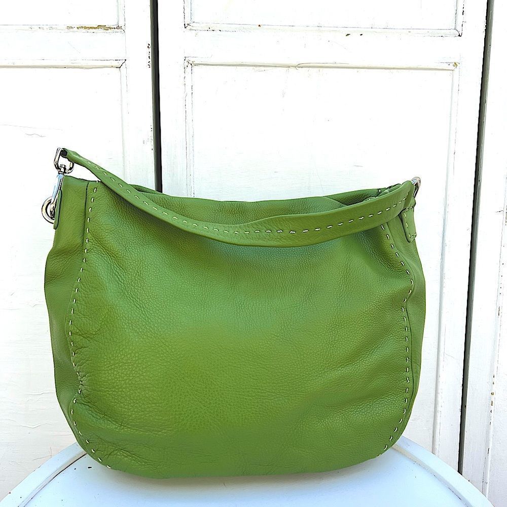 ****Donald Pliner Leather Hobo Handbag (BG)